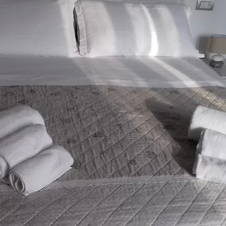 Apartment Vittoria Di Como