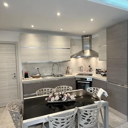 Apartment Vittoria Di
