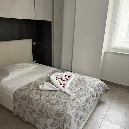 Apartment Vittoria Di Como